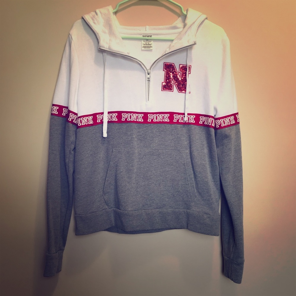 ❗️PRICE FIRM❗️PINK Nebraska Sweatshirt
